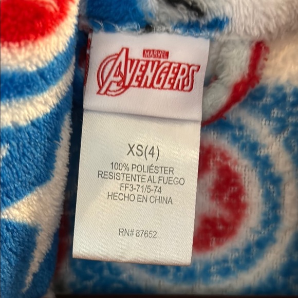 Avenger Blue and Red Plush Pajama Robe - Picture 2 of 4